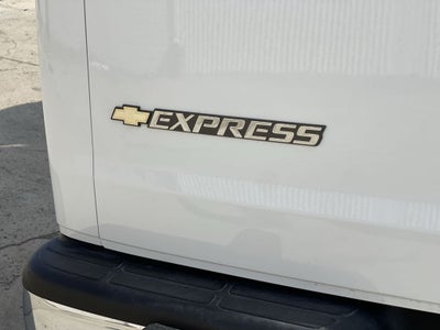 2024 Chevrolet Express Cargo 2500 WT