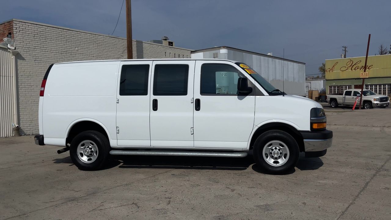 2024 Chevrolet Express Cargo 2500 WT
