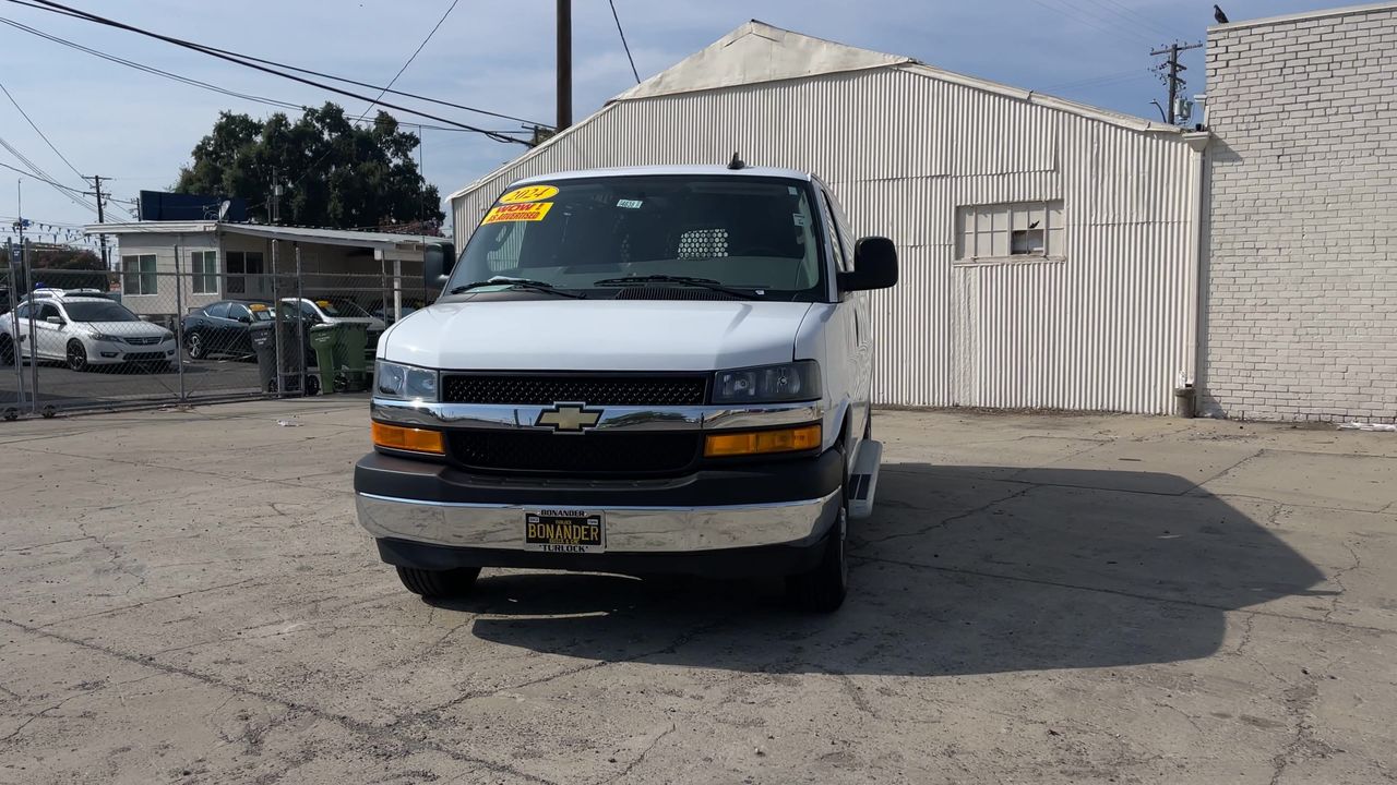 2024 Chevrolet Express Cargo 2500 WT