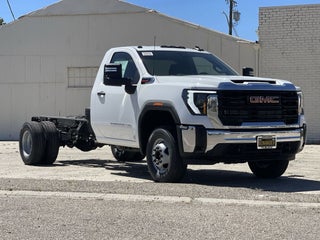 2026 GMC Sierra 3500 HD Chassis Cab Pro