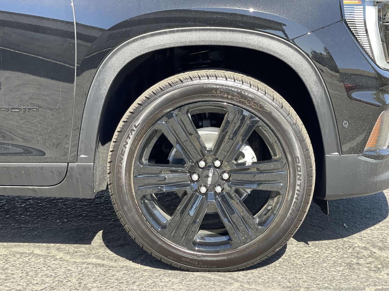 2027 GMC Acadia Elevation