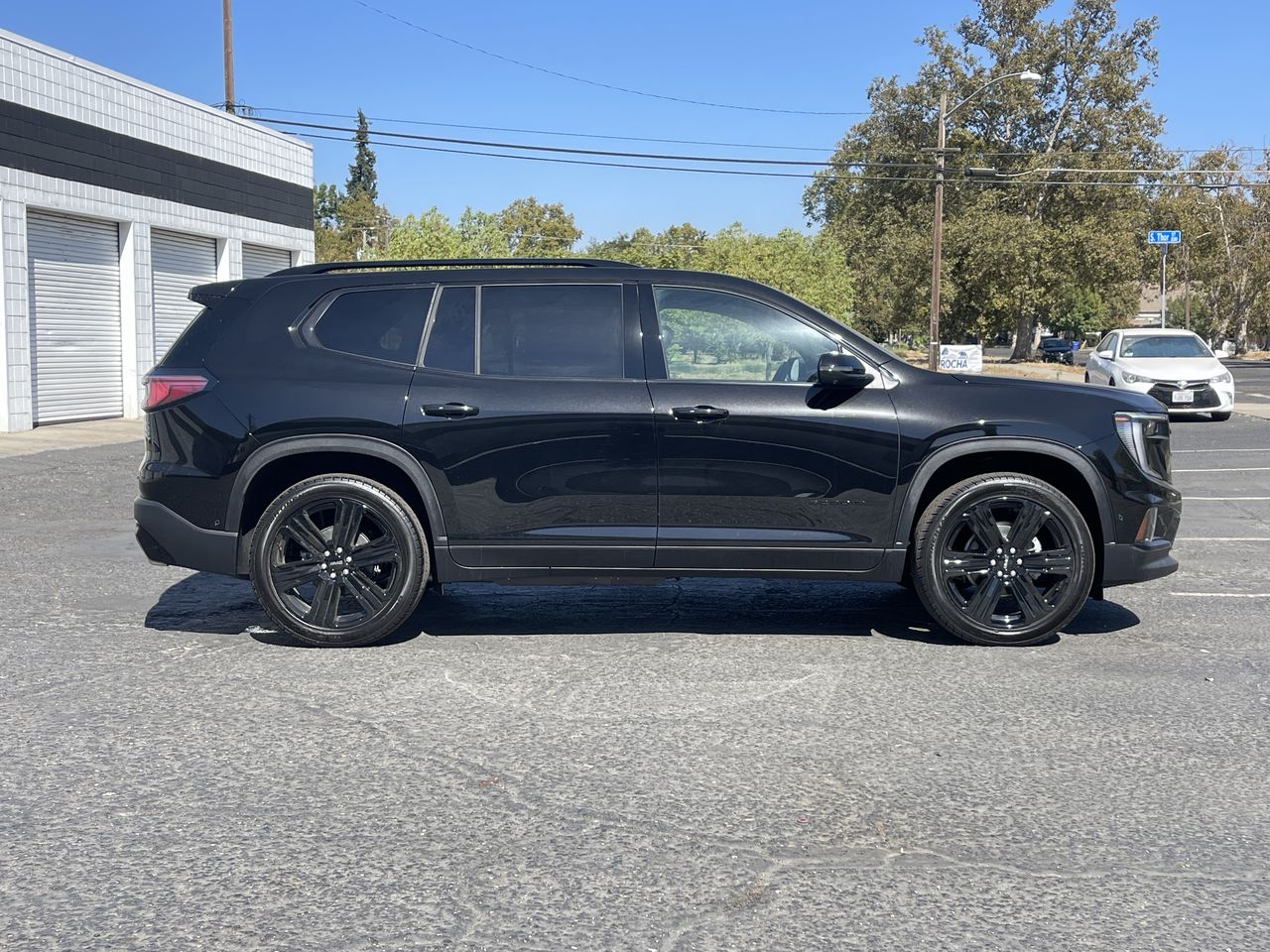 2027 GMC Acadia Elevation