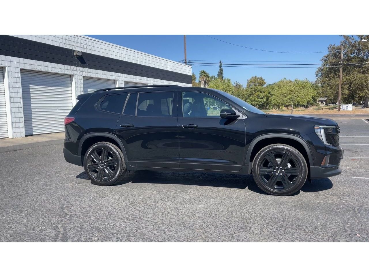2027 GMC Acadia Elevation