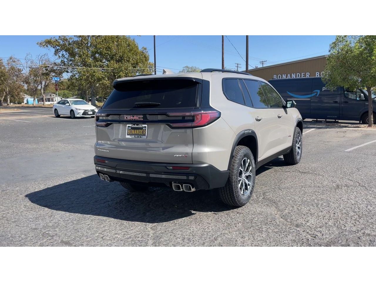 2027 GMC Acadia AT4
