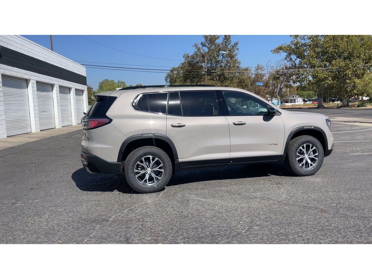 2027 GMC Acadia AT4