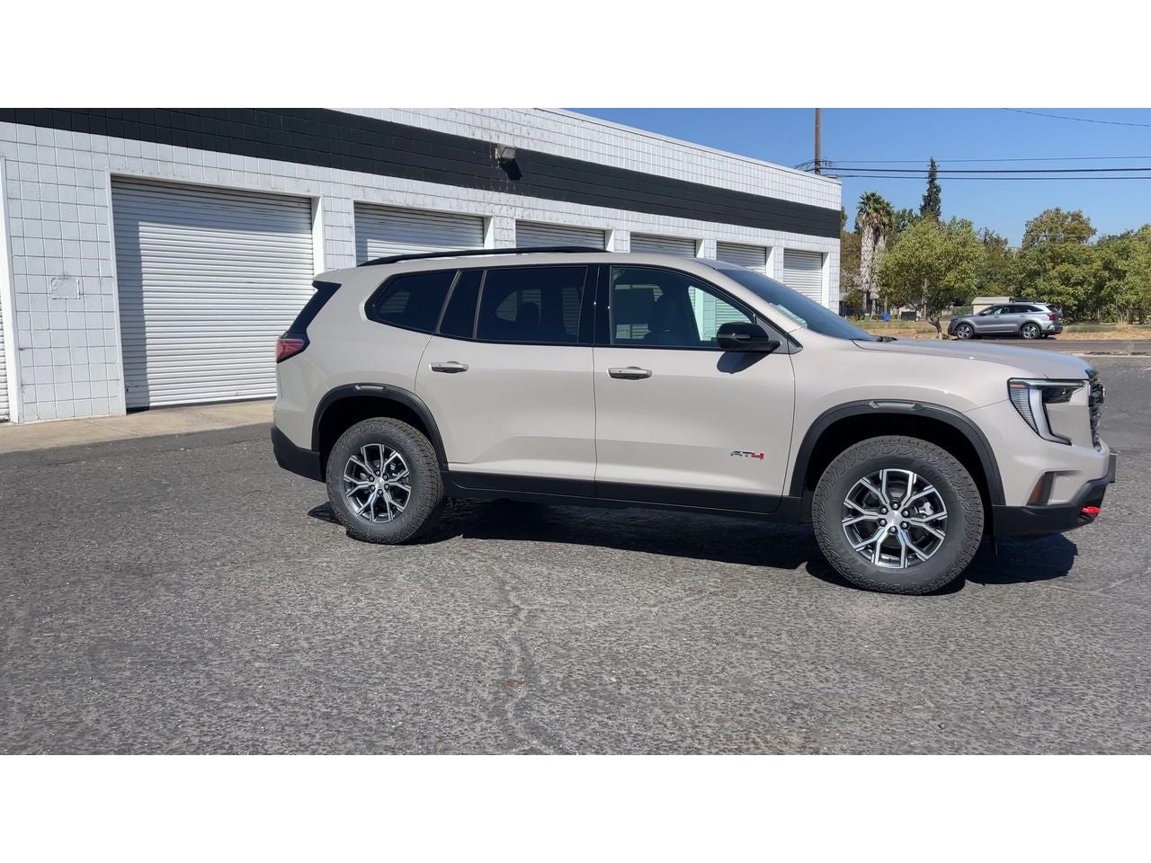 2027 GMC Acadia AT4