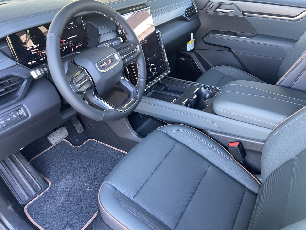 2027 GMC Acadia AT4
