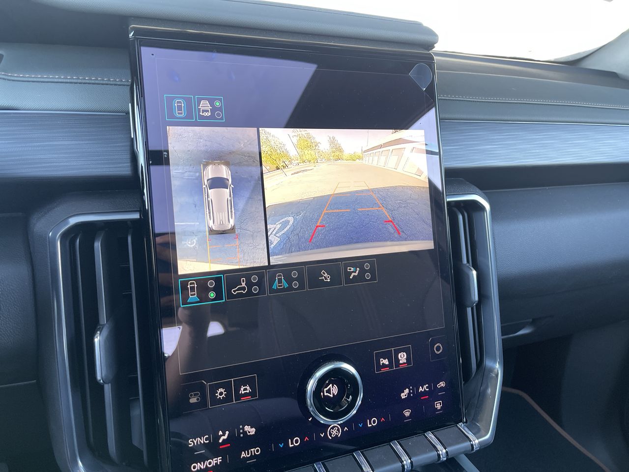 2027 GMC Acadia AT4