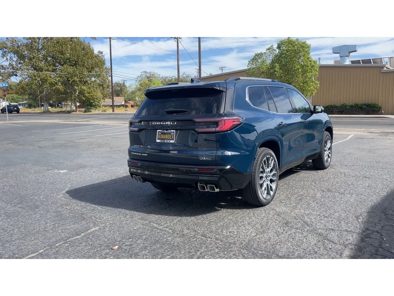 2027 GMC Acadia Denali Ultimate
