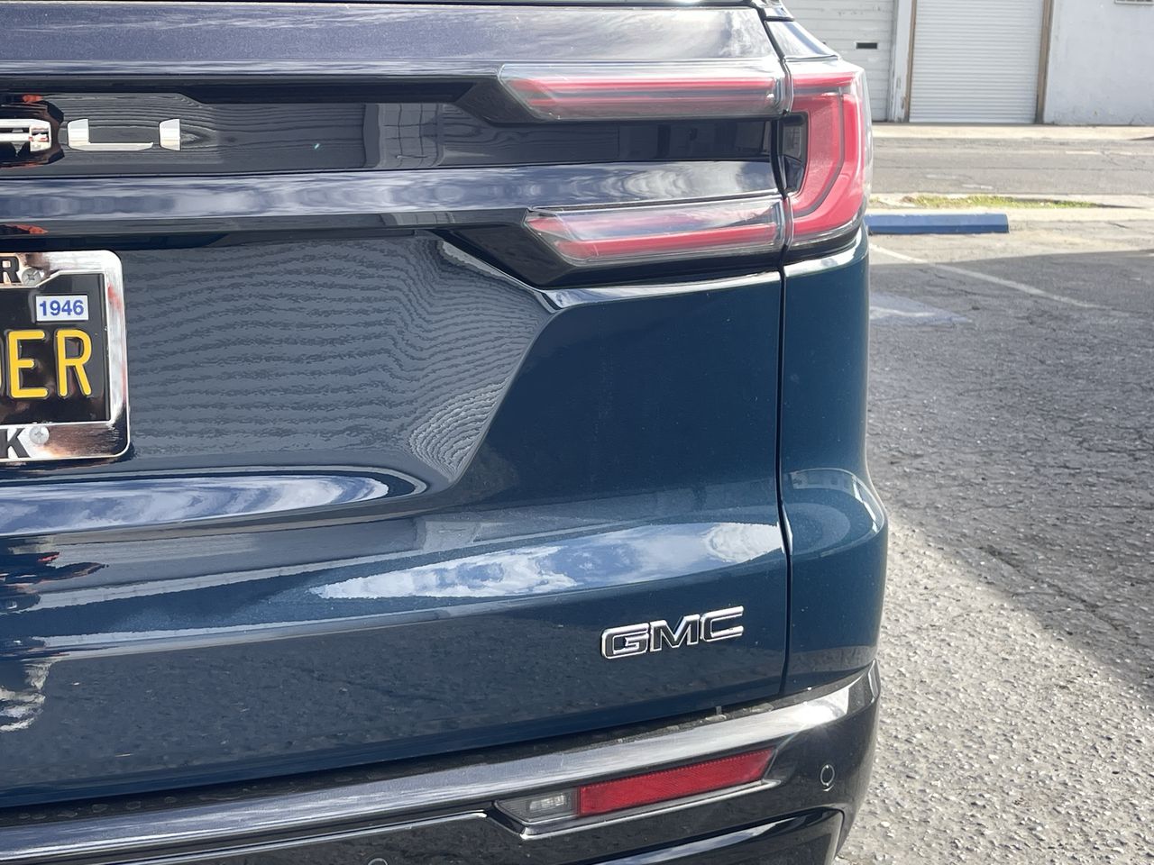 2027 GMC Acadia Denali Ultimate