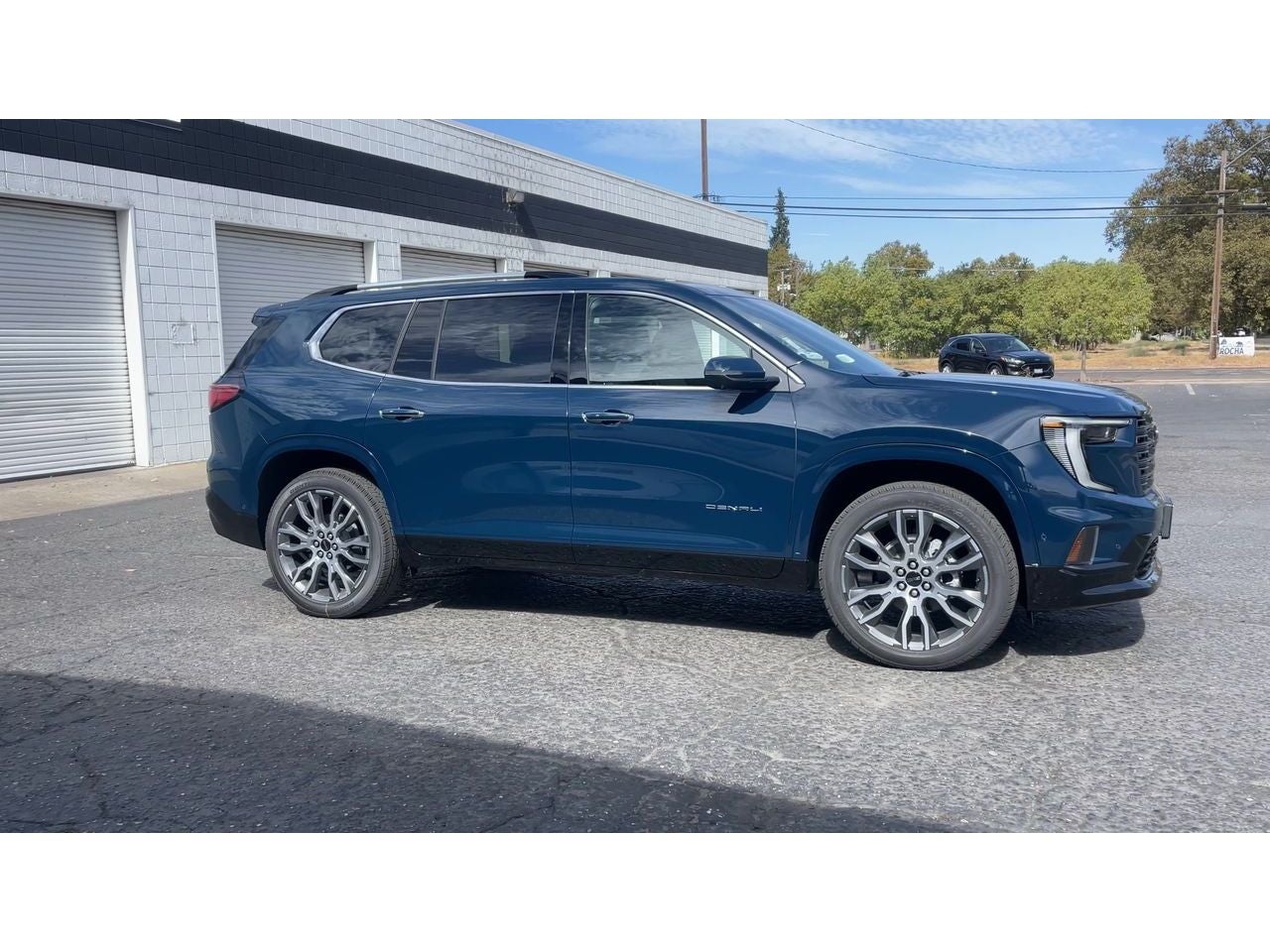 2027 GMC Acadia Denali Ultimate