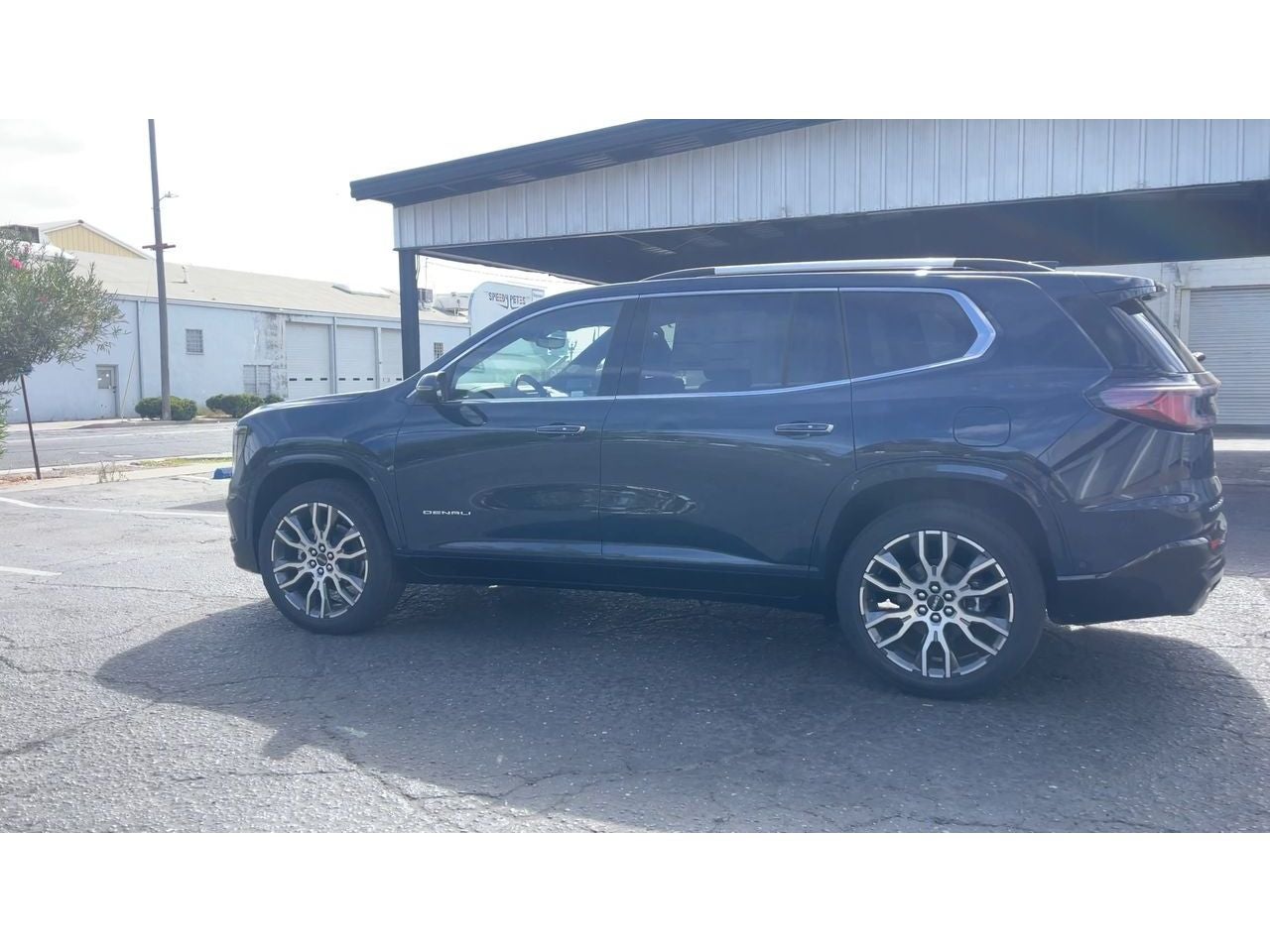 2027 GMC Acadia Denali Ultimate