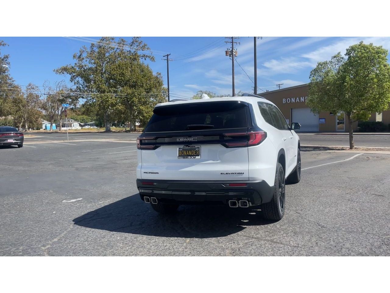 2027 GMC Acadia Elevation