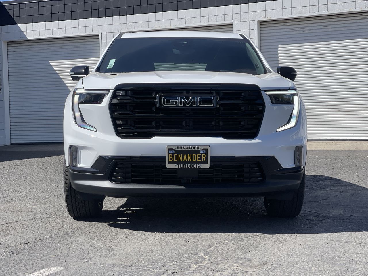 2027 GMC Acadia Elevation