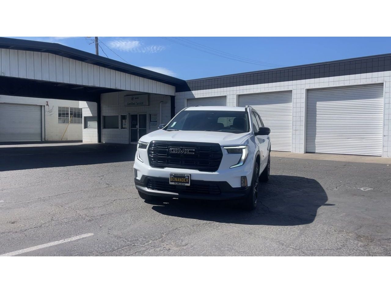 2027 GMC Acadia Elevation