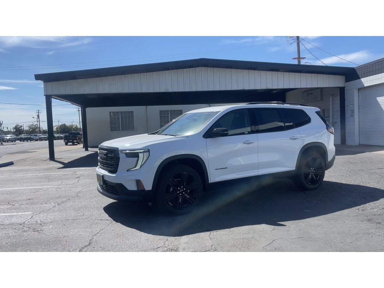 2027 GMC Acadia Elevation