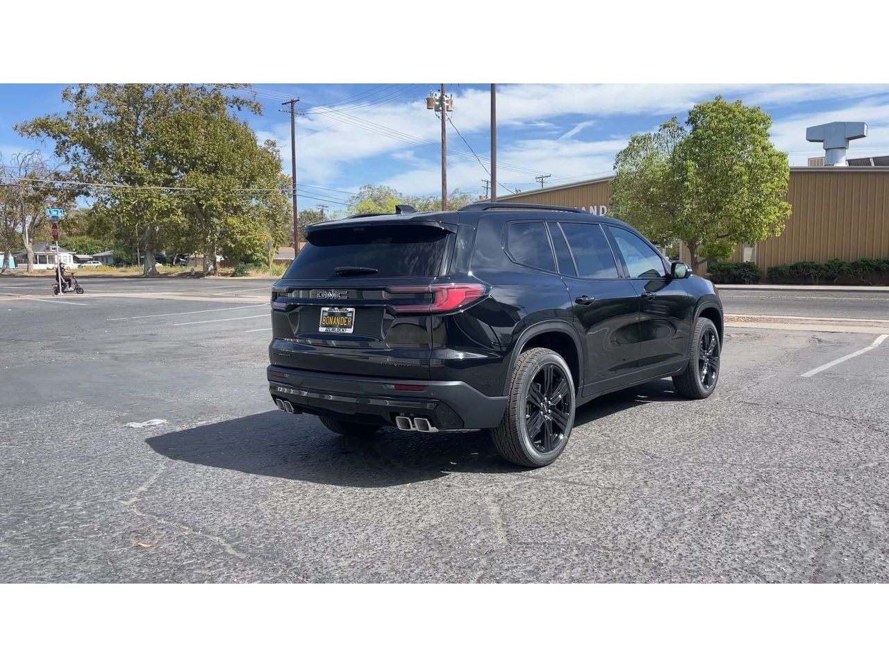 2027 GMC Acadia Elevation