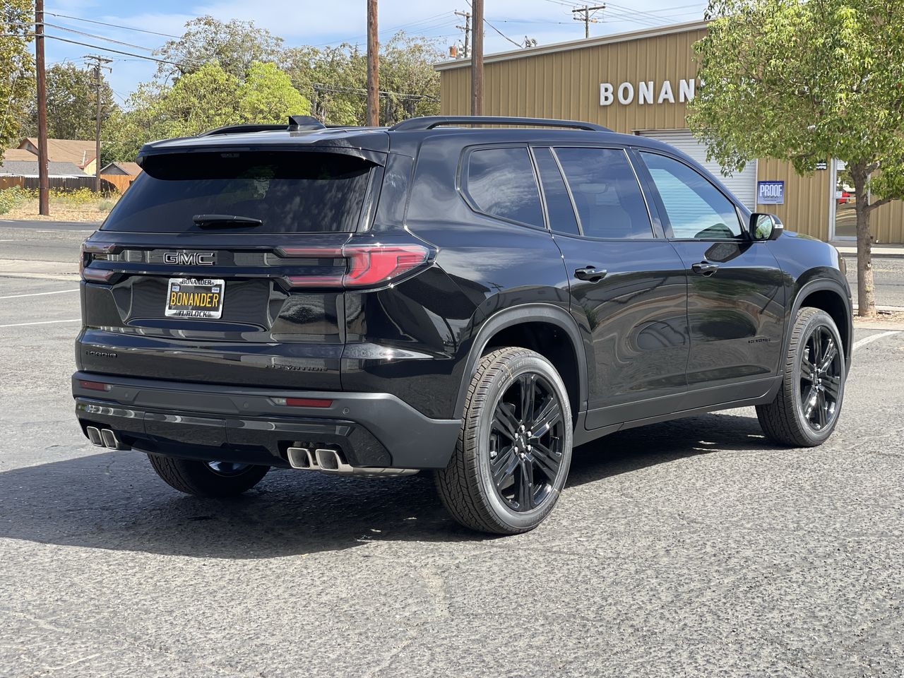 2027 GMC Acadia Elevation