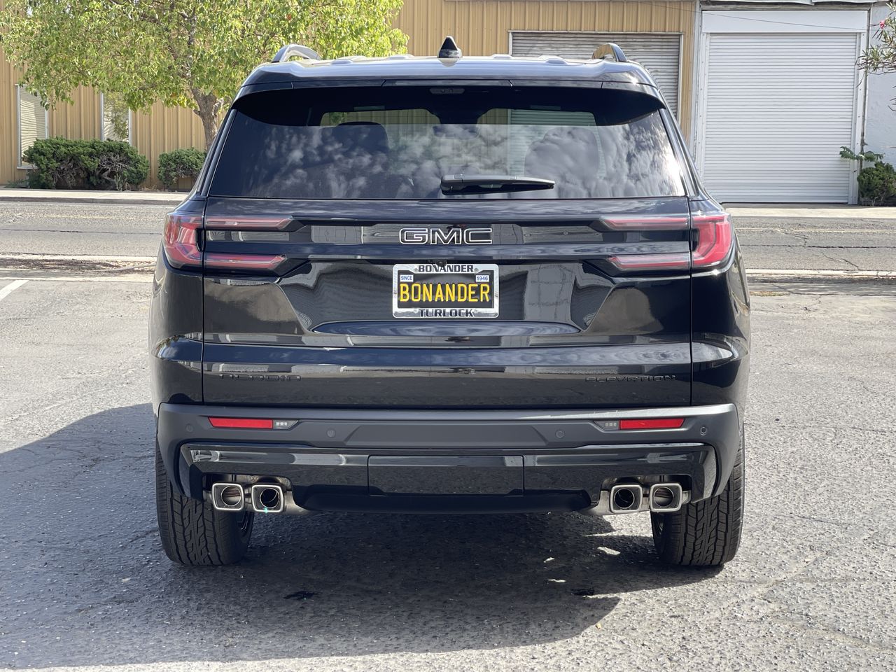 2027 GMC Acadia Elevation