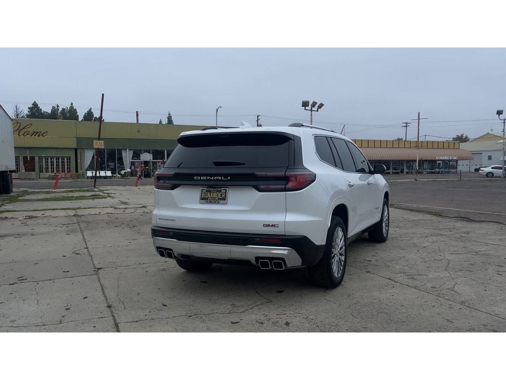 2024 GMC Acadia Denali