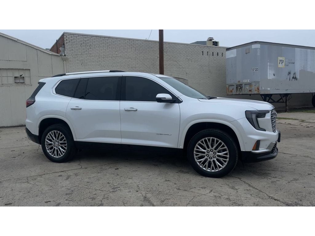 2024 GMC Acadia Denali