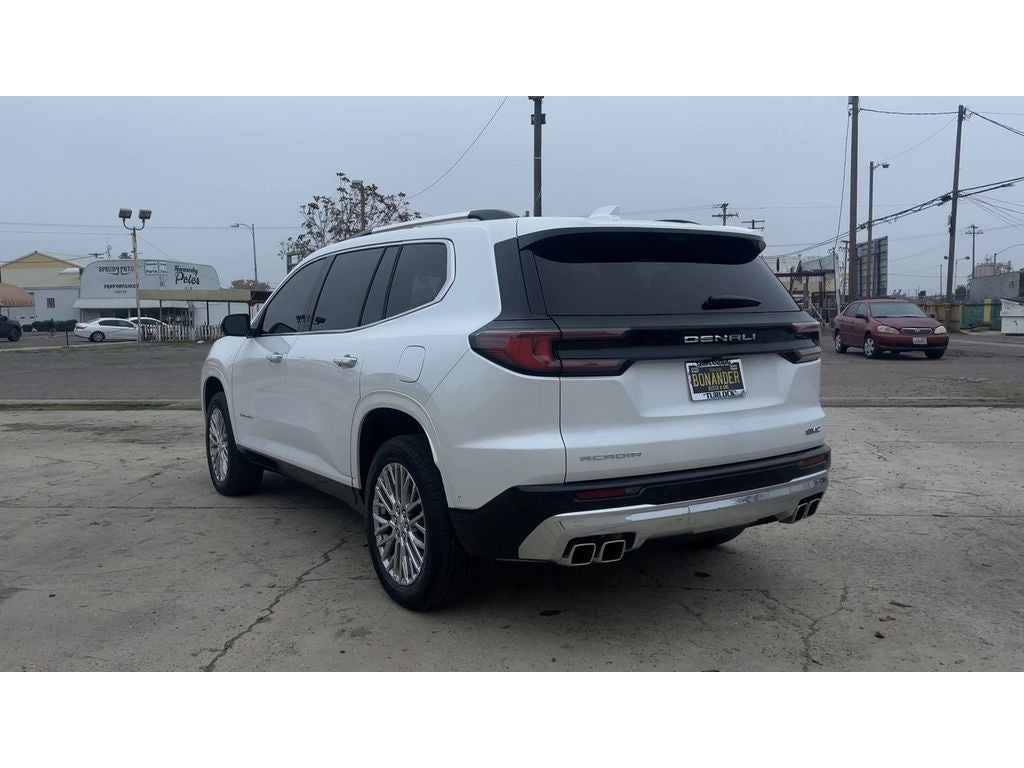 2024 GMC Acadia Denali