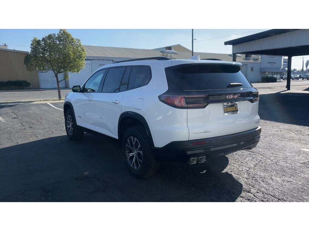 2026 GMC Acadia AT4