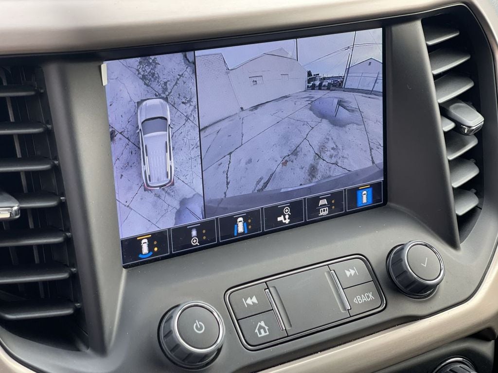 2022 GMC Acadia Denali