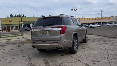 2022 GMC Acadia Denali