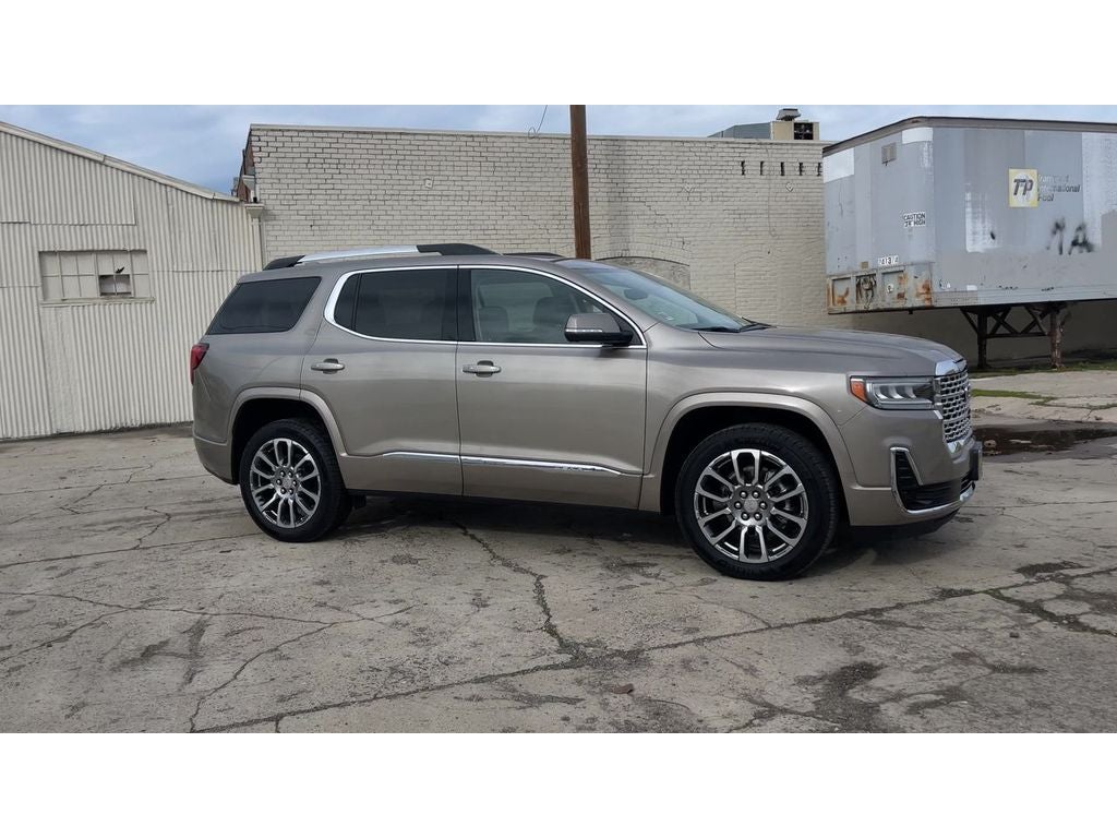 2022 GMC Acadia Denali
