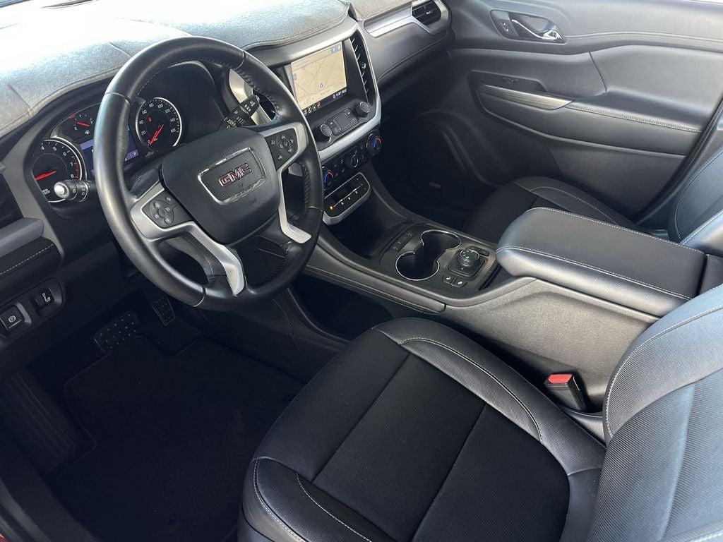 2020 GMC Acadia SLT