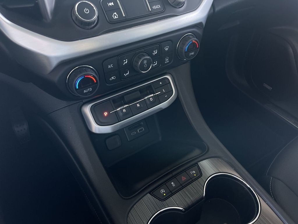 2020 GMC Acadia SLT