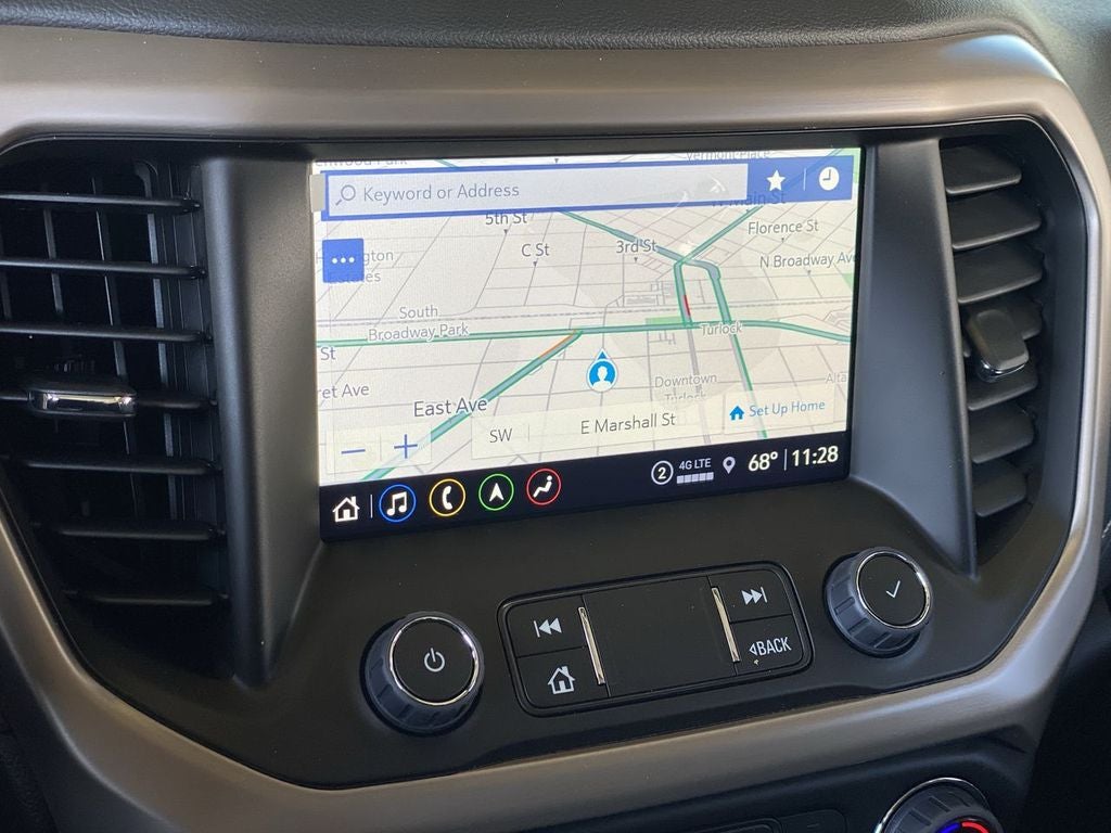 2023 GMC Acadia Denali