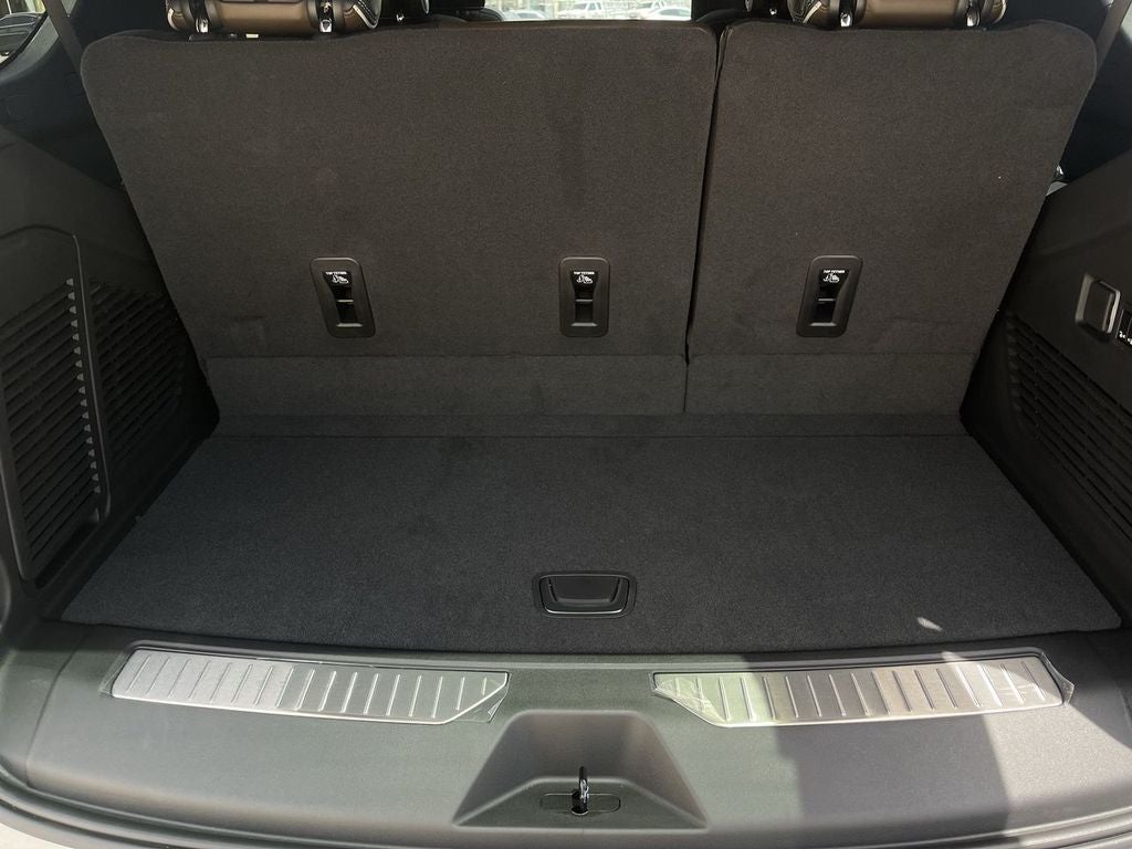 2026 GMC Yukon Denali Ultimate - Photo 26