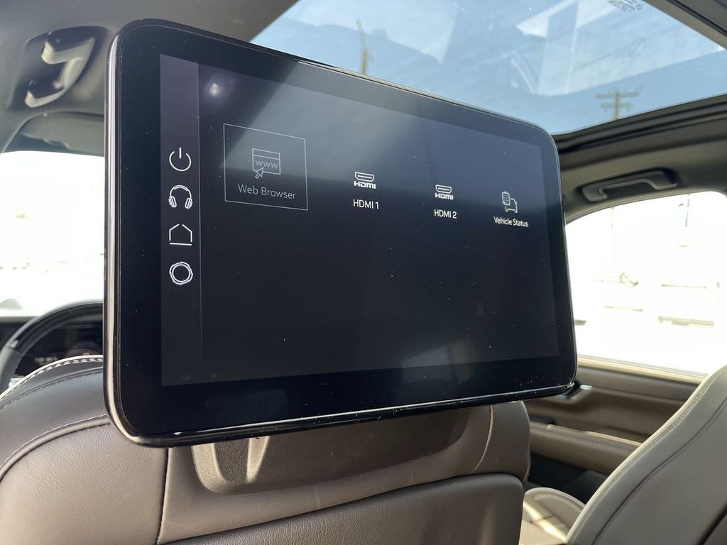2026 GMC Yukon Denali Ultimate - Photo 40