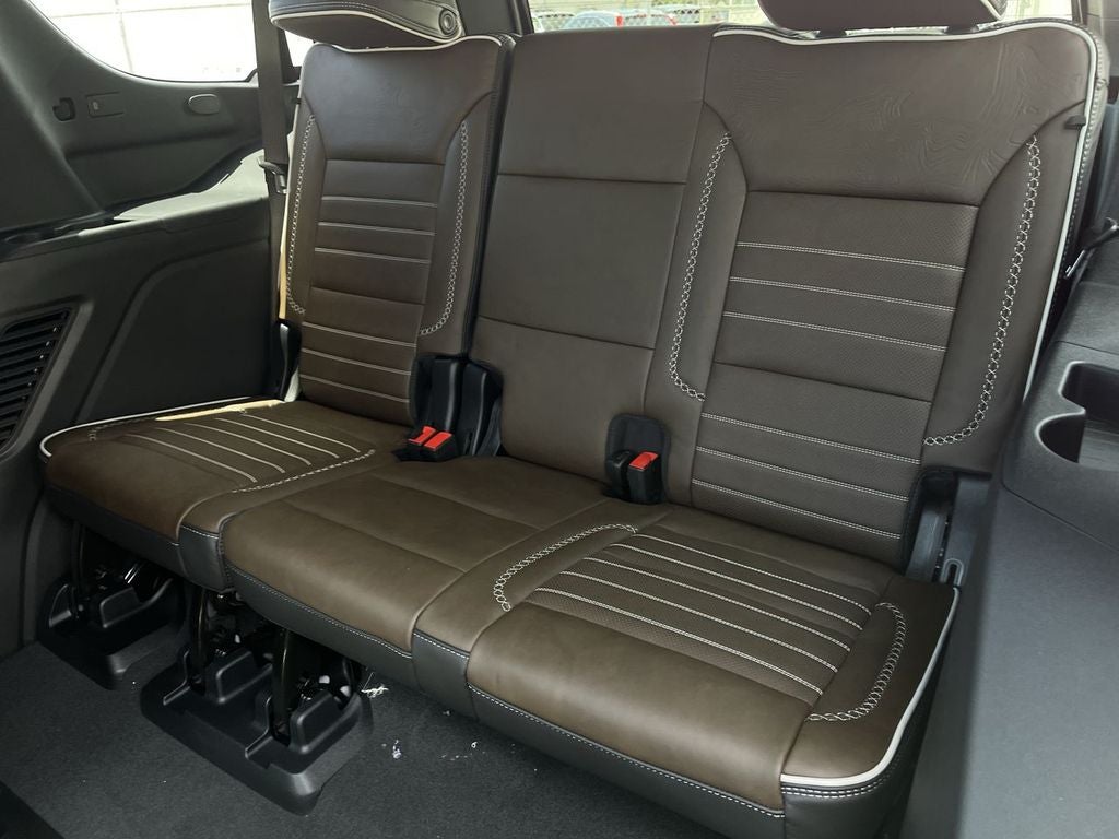 2026 GMC Yukon Denali Ultimate - Photo 42