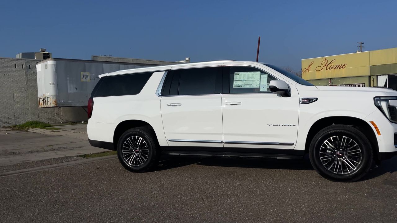 2026 GMC Yukon XL Elevation