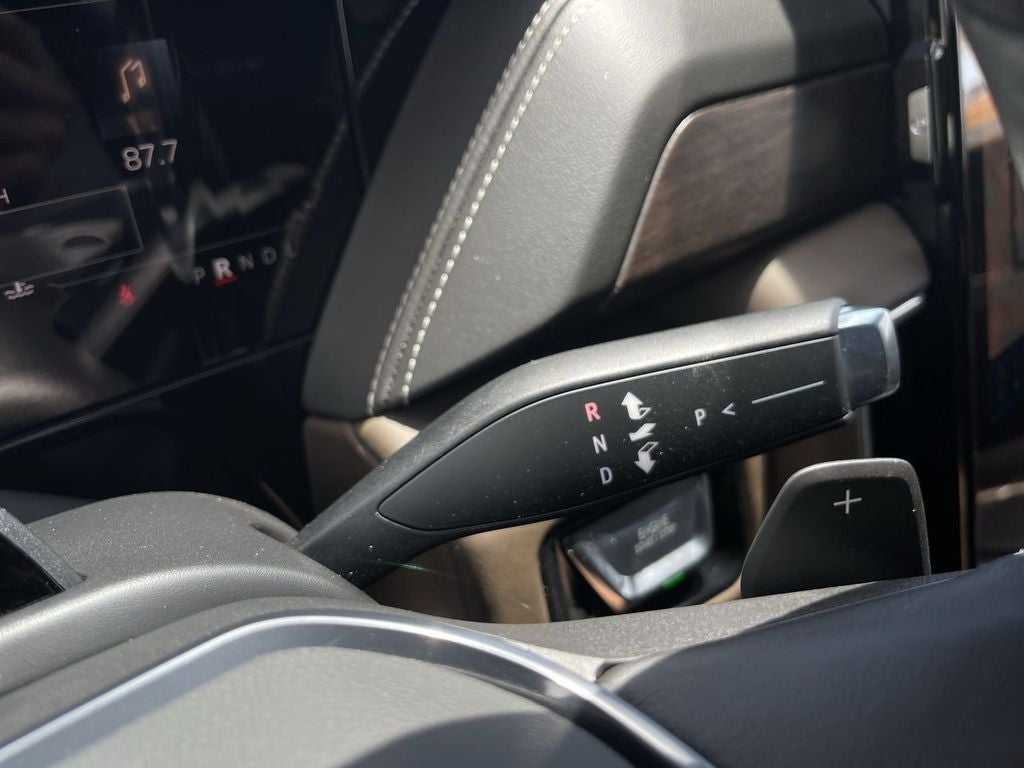 2026 GMC Yukon XL Denali Ultimate - Photo 16