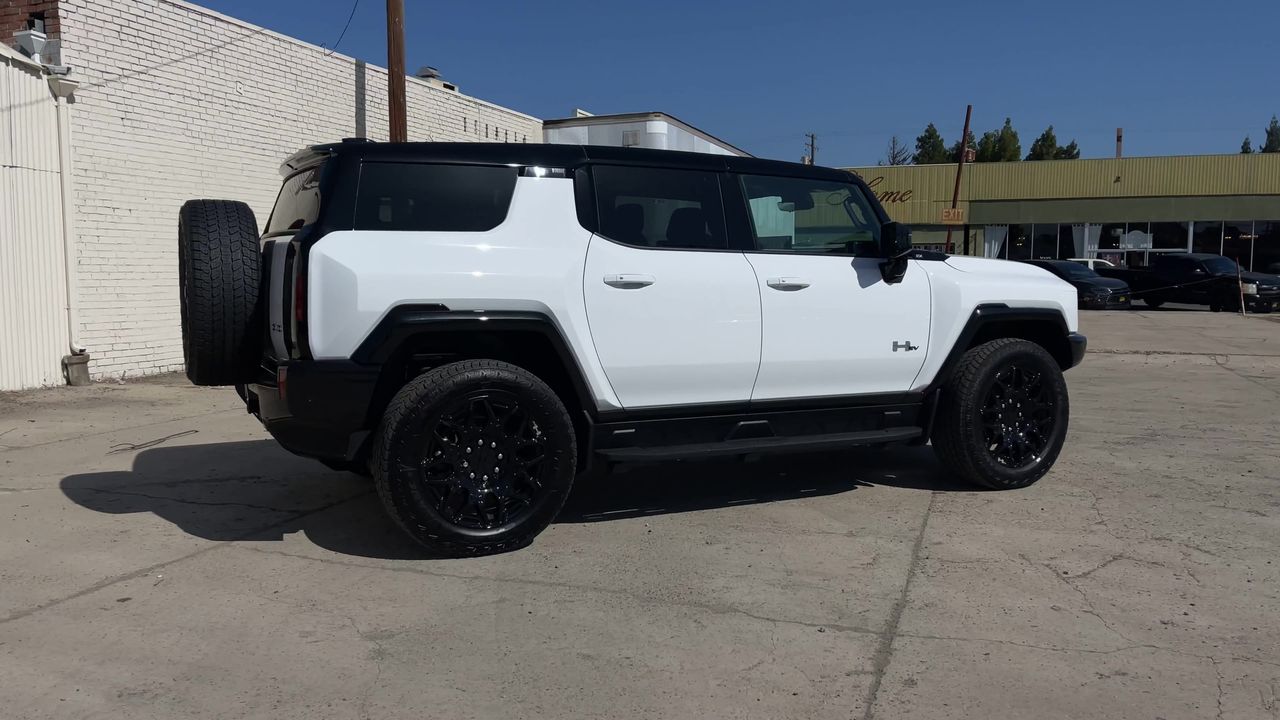 2026 GMC HUMMER EV SUV 2X