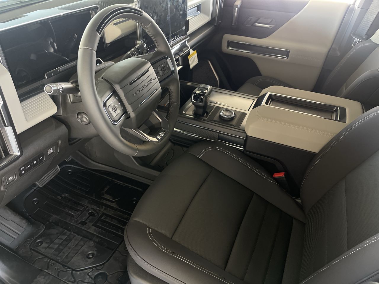 2026 GMC HUMMER EV SUV 2X