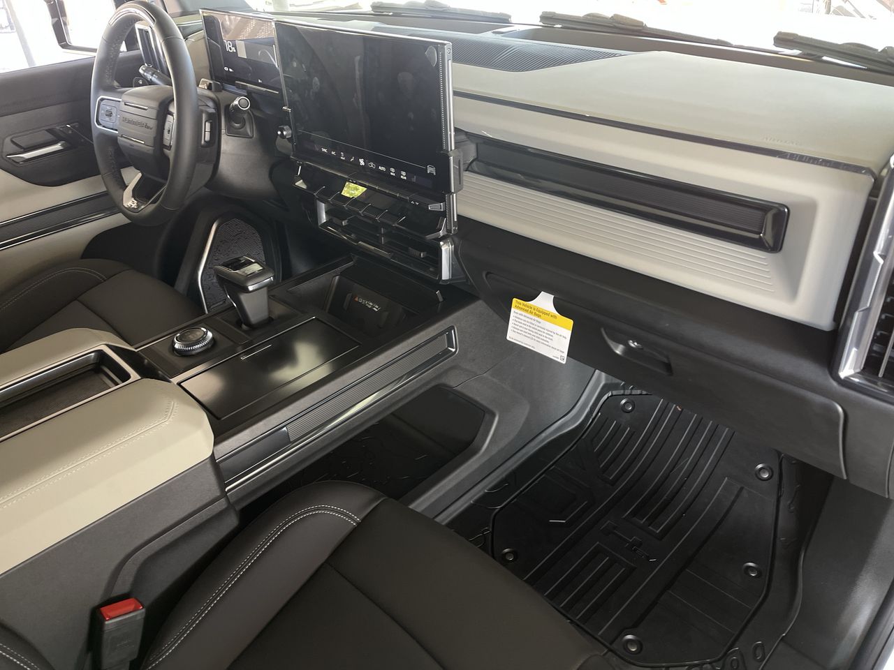 2026 GMC HUMMER EV SUV 2X