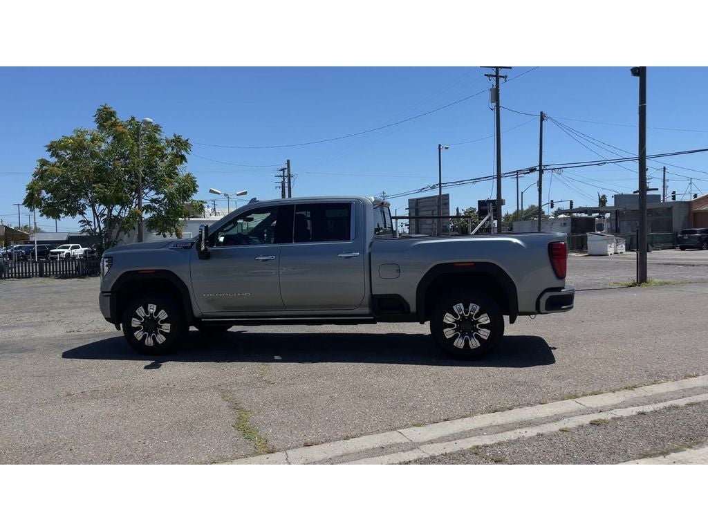 2024 GMC Sierra 2500 HD Denali