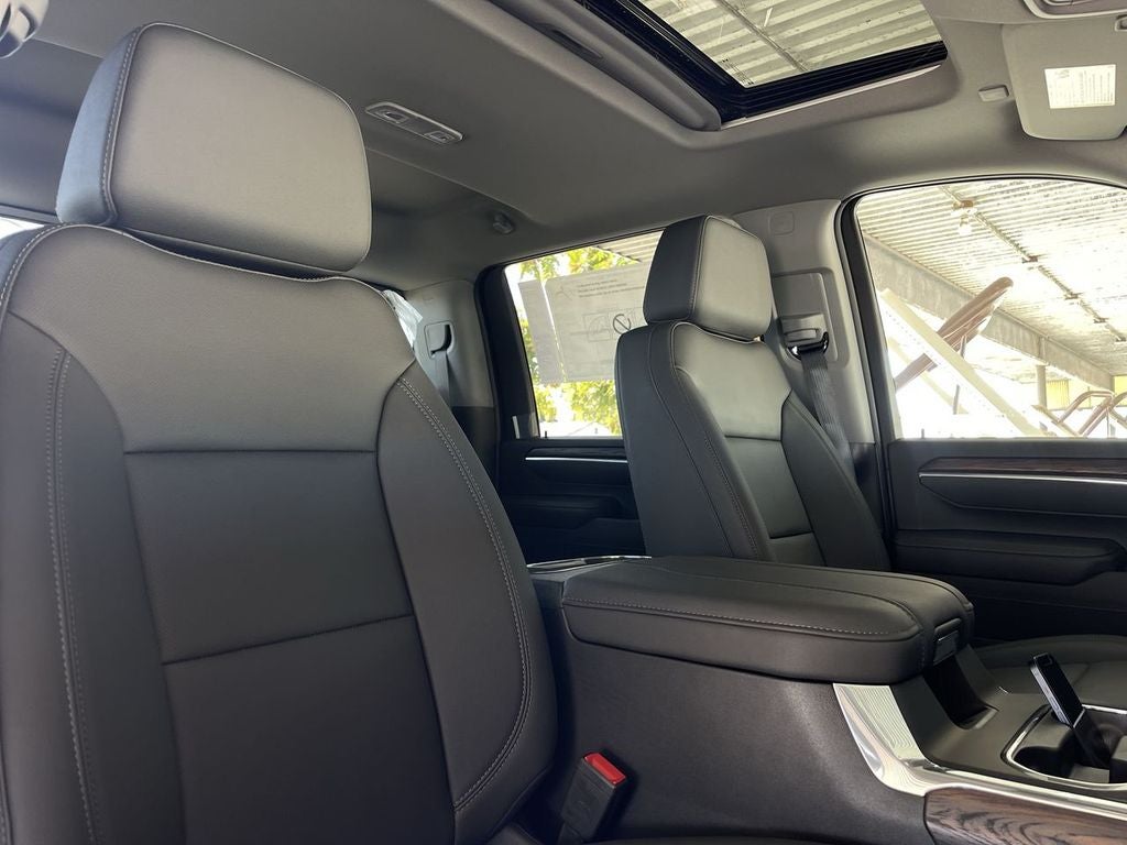 2025 GMC Sierra 2500 HD SLT