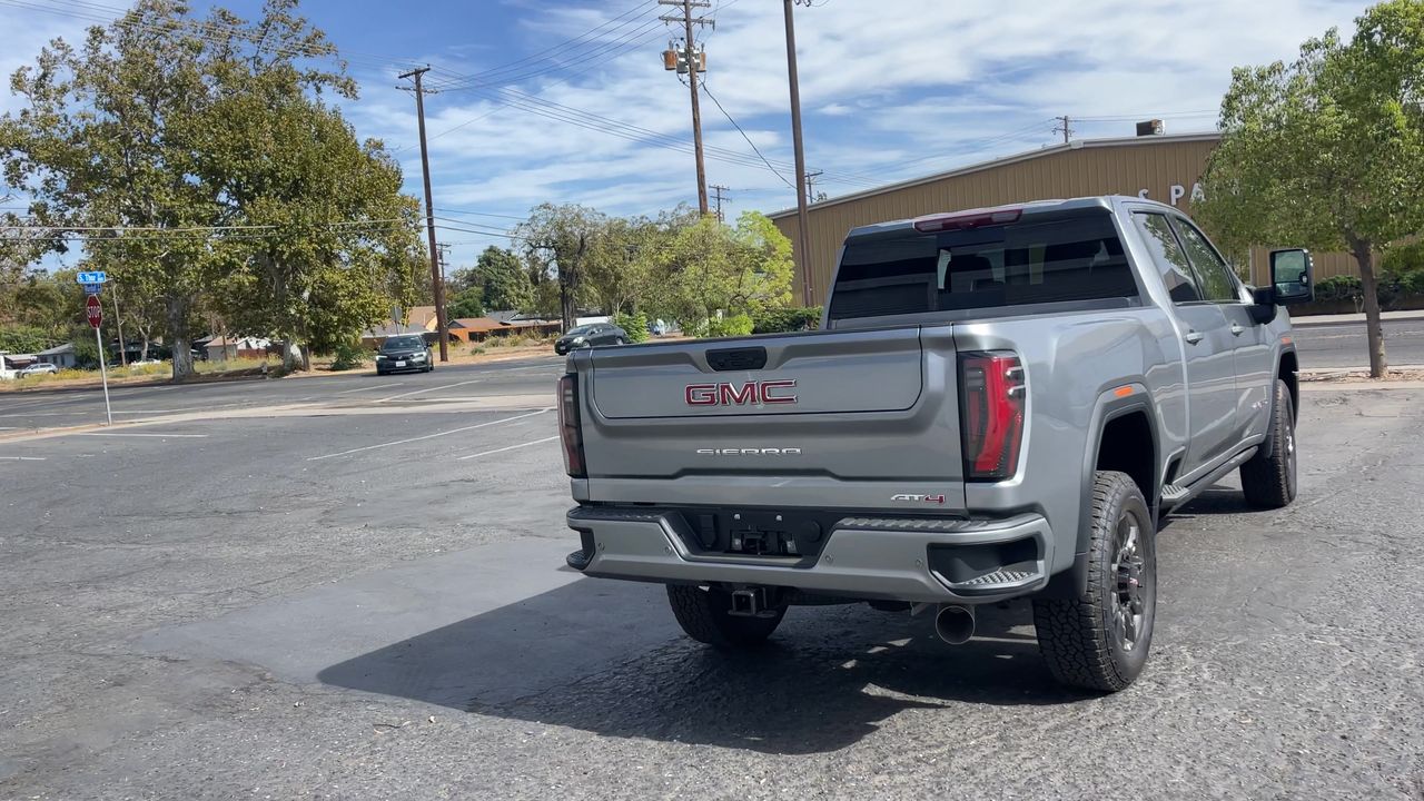 2026 GMC Sierra 2500 HD AT4