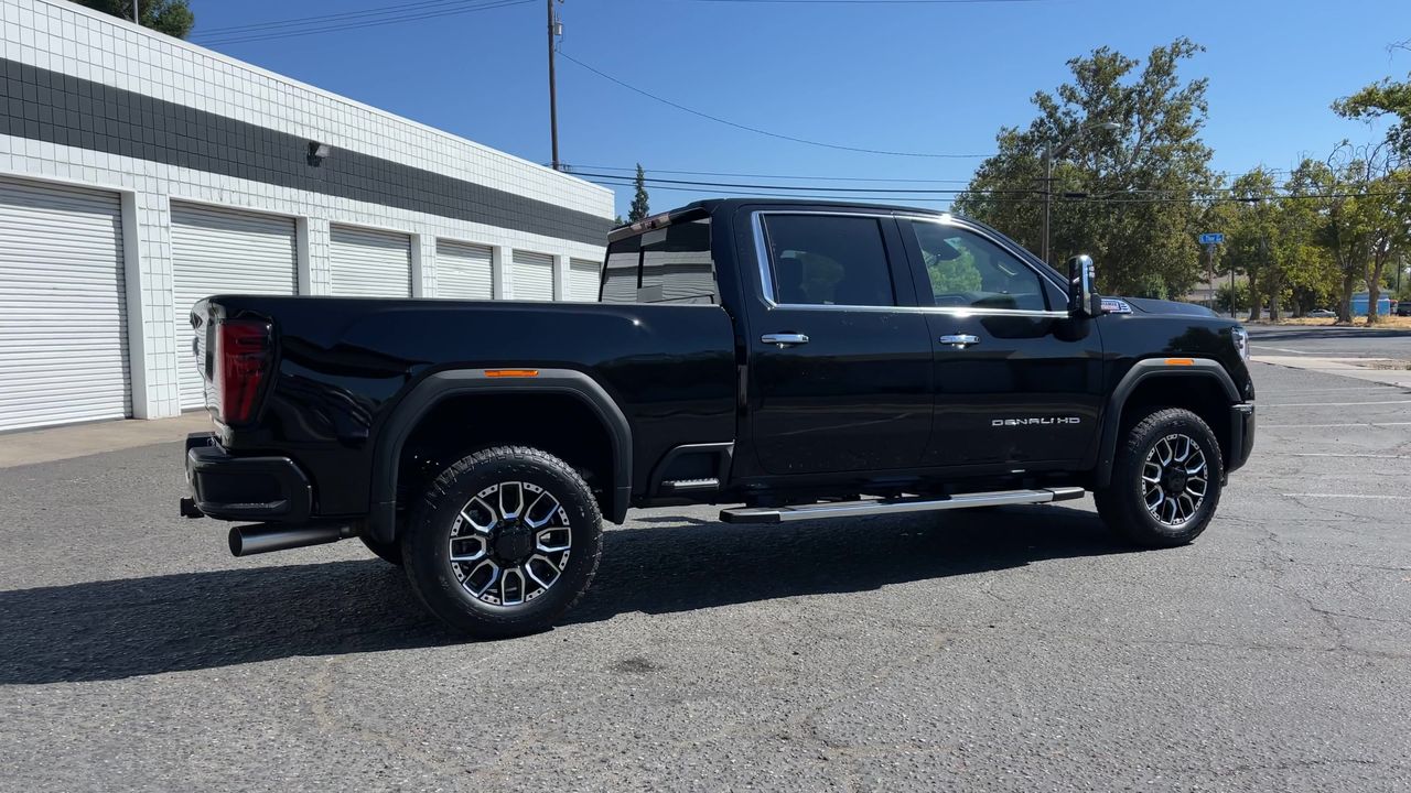 2025 GMC Sierra 2500 HD Denali