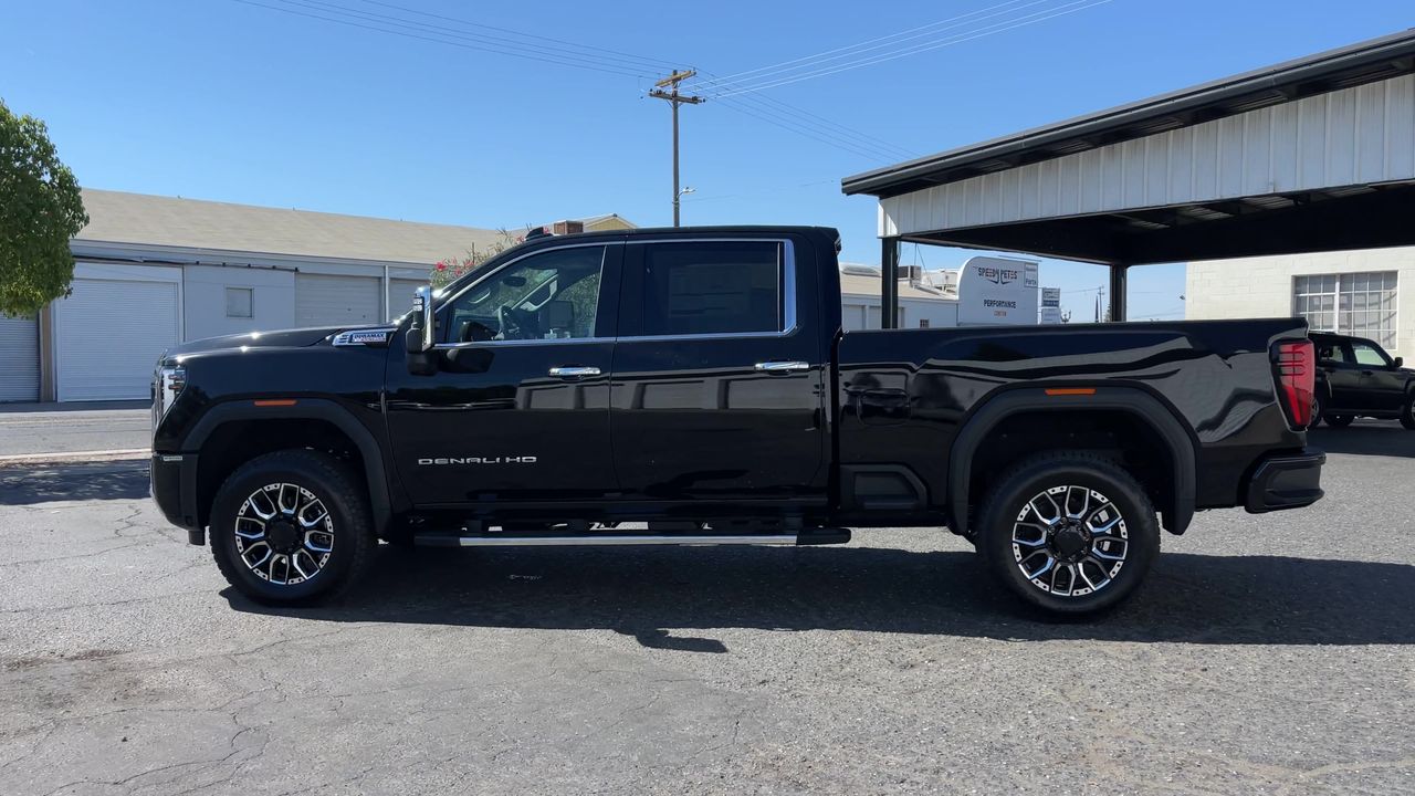 2025 GMC Sierra 2500 HD Denali