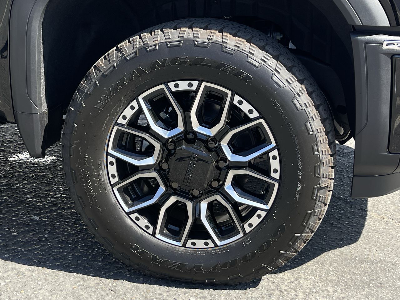 2025 GMC Sierra 2500 HD Denali