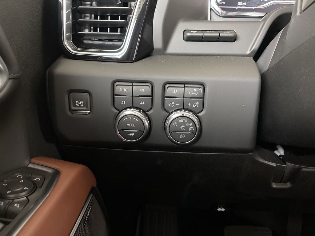 2025 GMC Sierra 3500 HD Denali Ultimate