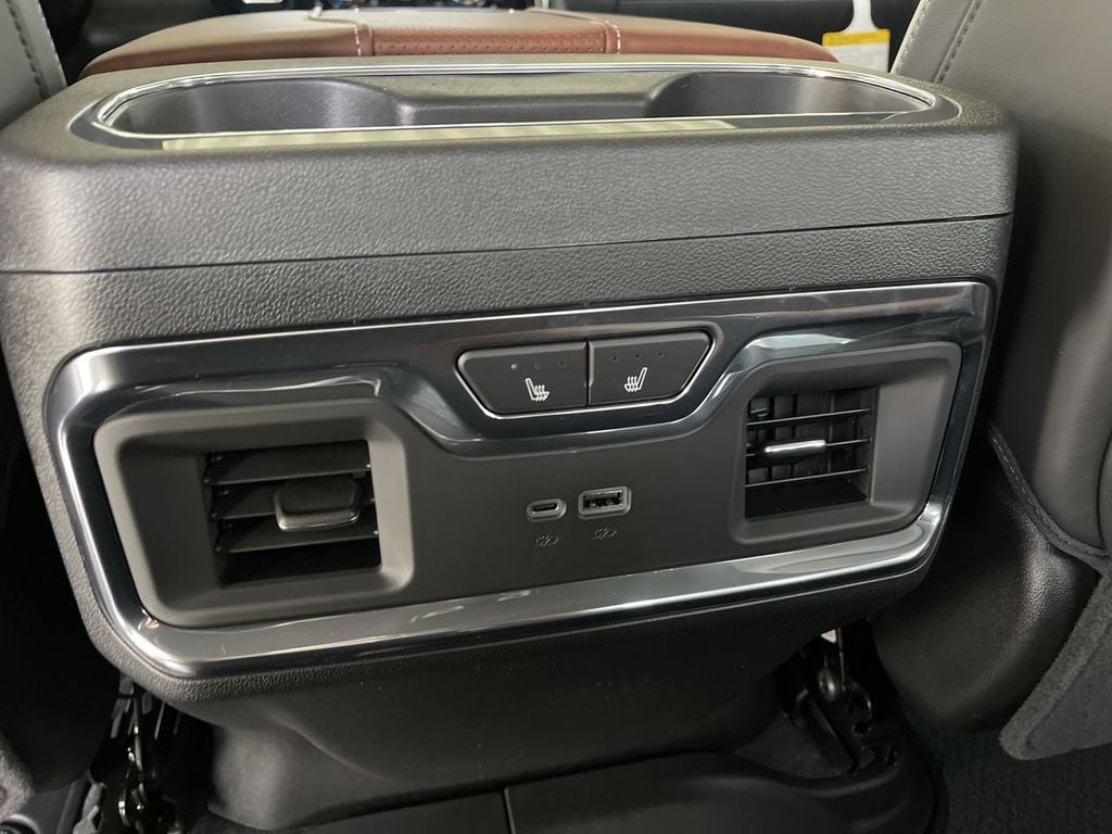 2025 GMC Sierra 3500 HD Denali Ultimate