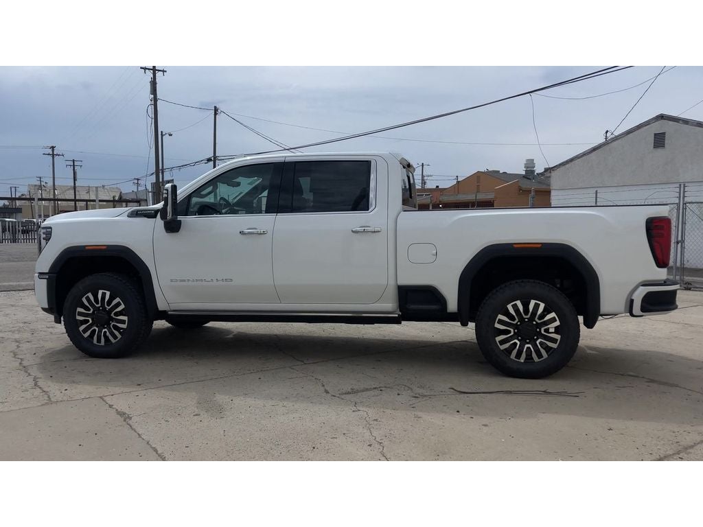 2025 GMC Sierra 3500 HD Denali Ultimate